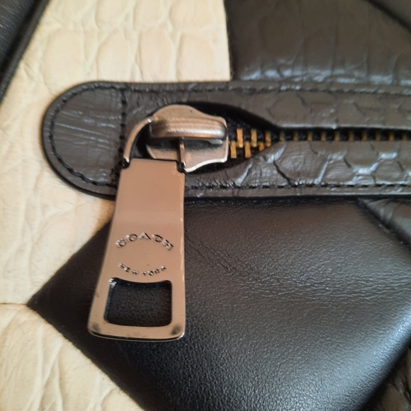 Coach Patchwork swagger w snakeskin - Picture 3 of 9